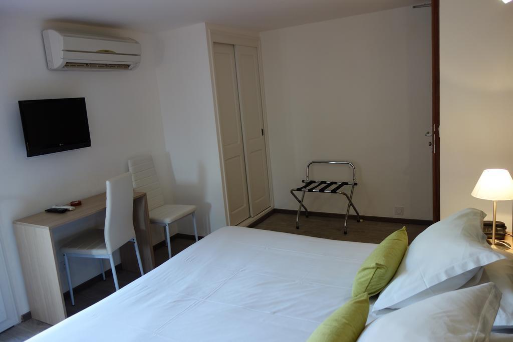 Hotel Le Prejoly Saint-Vallier-de-Thiey Exterior foto