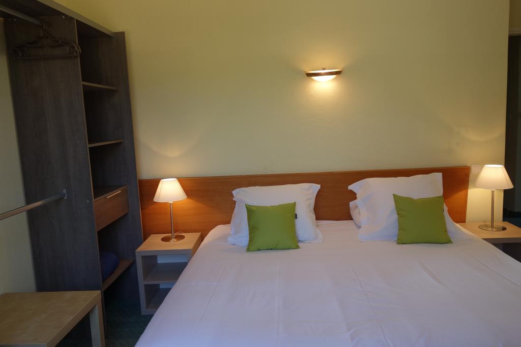 Hotel Le Prejoly Saint-Vallier-de-Thiey Exterior foto