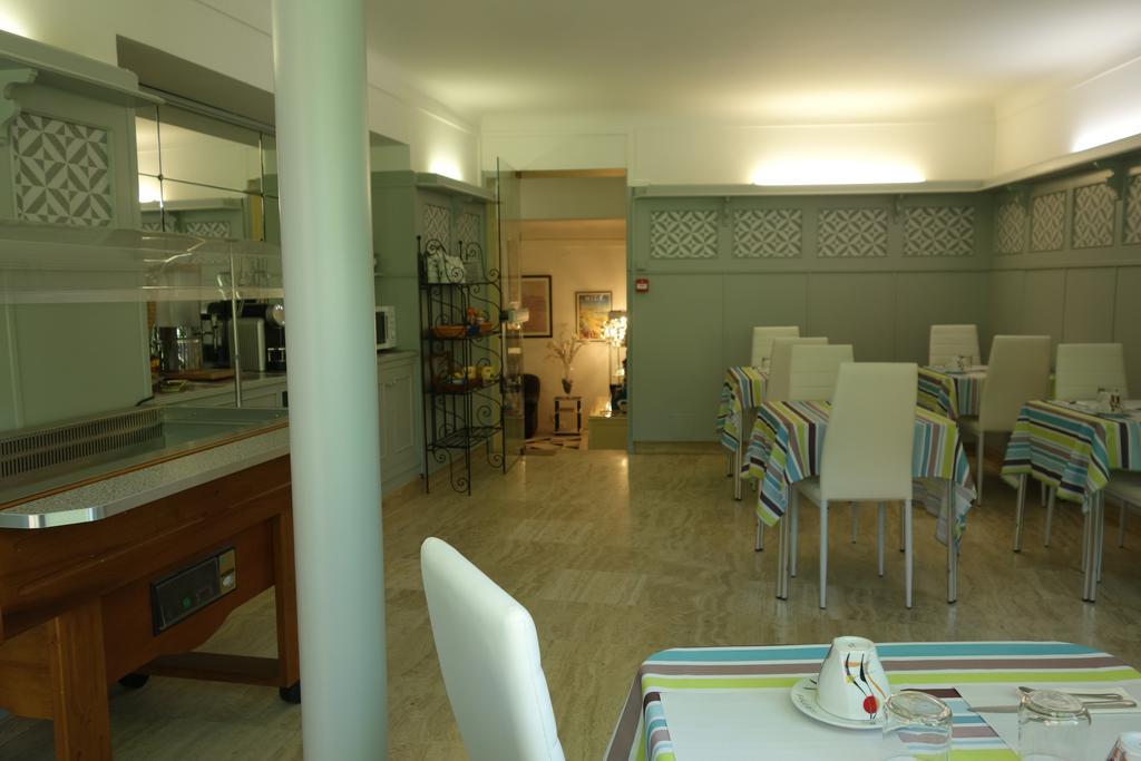 Hotel Le Prejoly Saint-Vallier-de-Thiey Exterior foto